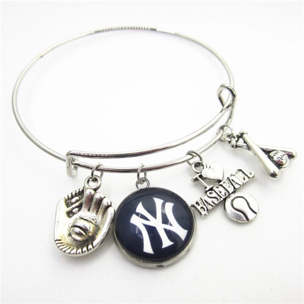New York Yankees Charm Bracelet
